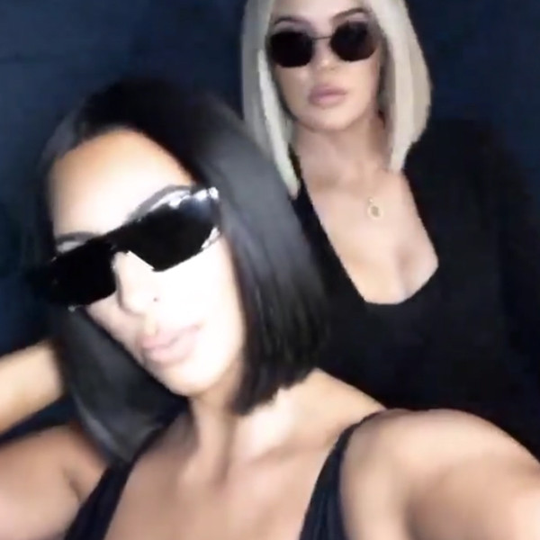 Kim kardashian poker mirrored glasses Kim kardashian poker mirrored glasses